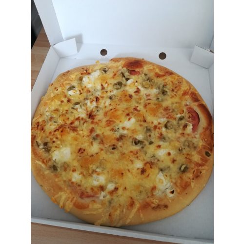   12. Görög (Fokhagymás tejfölös alap, sonka, sajt, oliva, feta, oregánó)